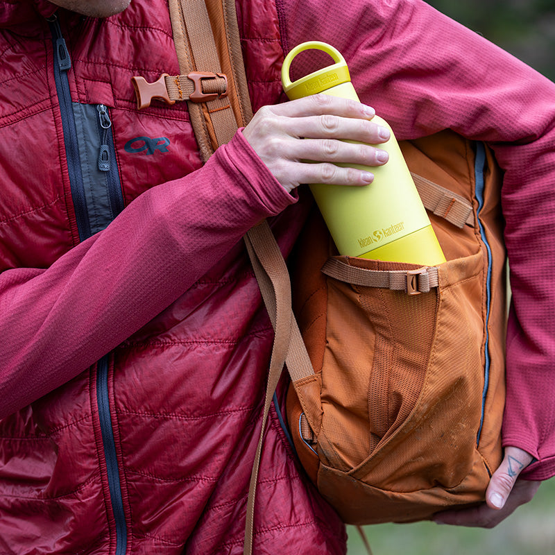 20oz-rise-classic-with-arch-loop-cap-e9 20oz_rise_classic_insulated_bottle_acacia_backpack_square.jpg