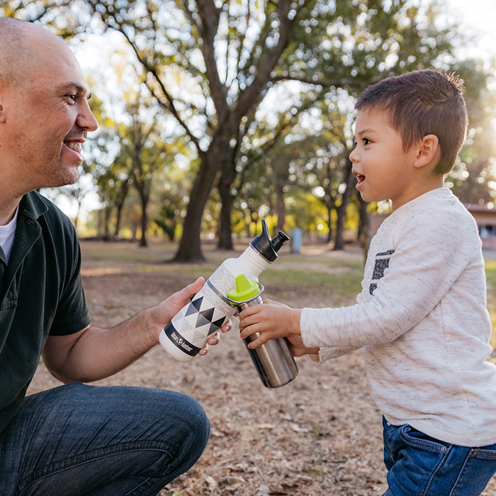 classic-kid-sippy-cap-e6 K12CNSIPPY-BS-sippy_cap_dad_lifestyle.jpg
