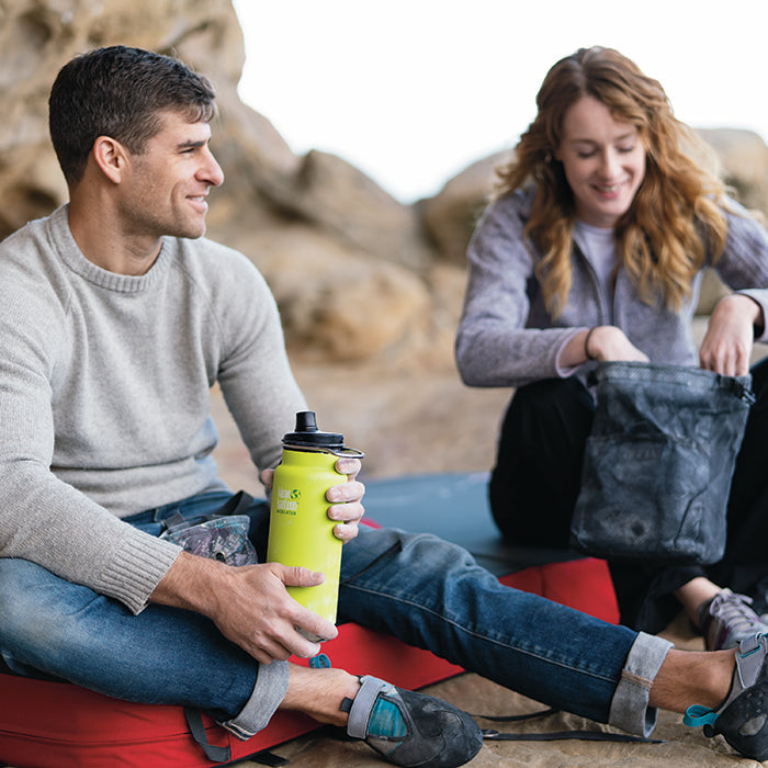 tkwide-chug-cap-j3 K32TKWSSL-JP-chug_cap_bouldering_lifestyle.jpg