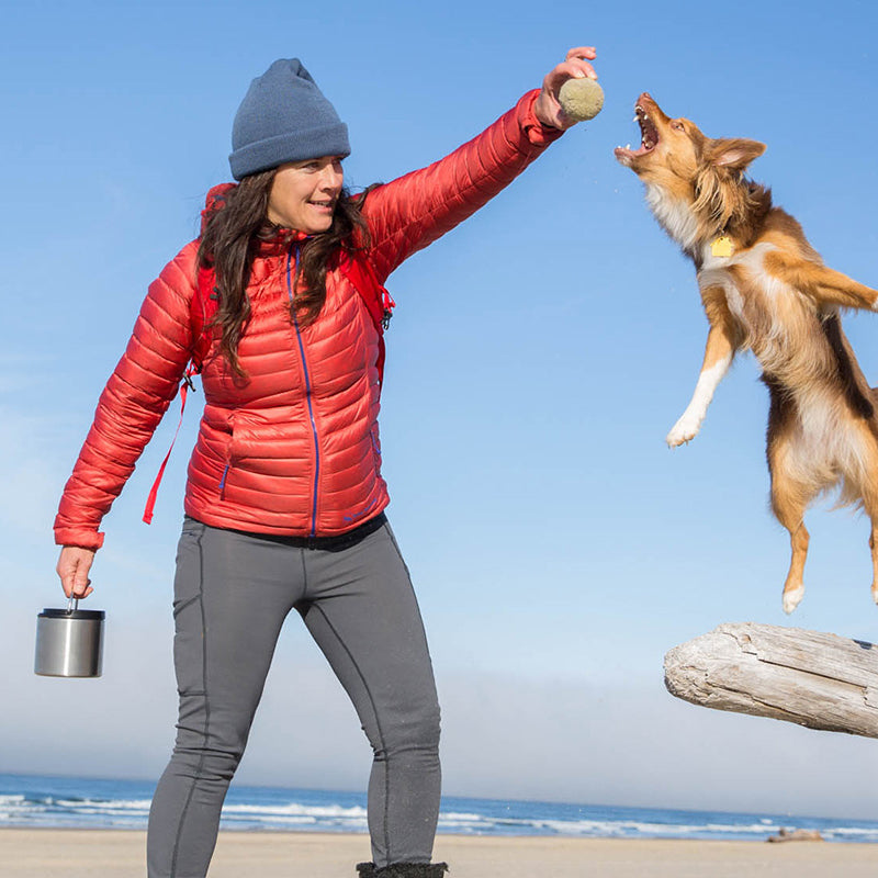 32oz-tkcanister-food-container-o1 food_canister_32oz_girl_beach_dog_jump_square.jpg