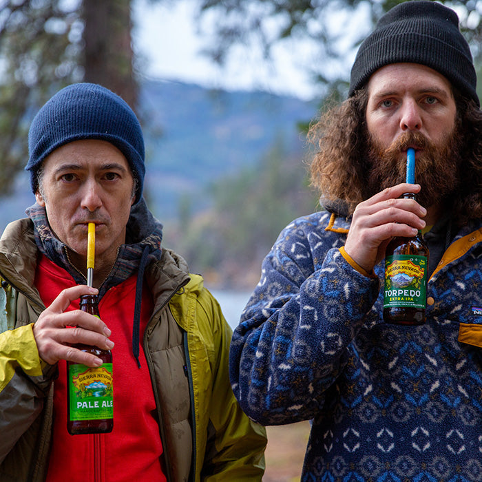 straw-4-pack-e2 recycled_steel_straws_beers_dudes_lifestyle.jpg