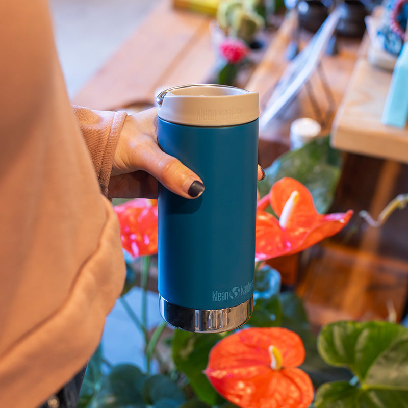 12oz-tkwide-with-cafe-cap-q0 tkwide_12oz_cafe_corsair_closeup_flowers_square.jpg