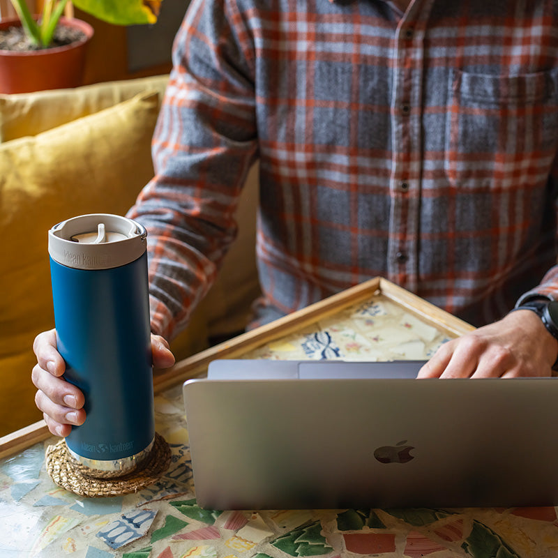 16oz-tkwide-with-cafe-cap-g5 tkwide_16oz_cafe_corsair_cafe_laptop_square.jpg
